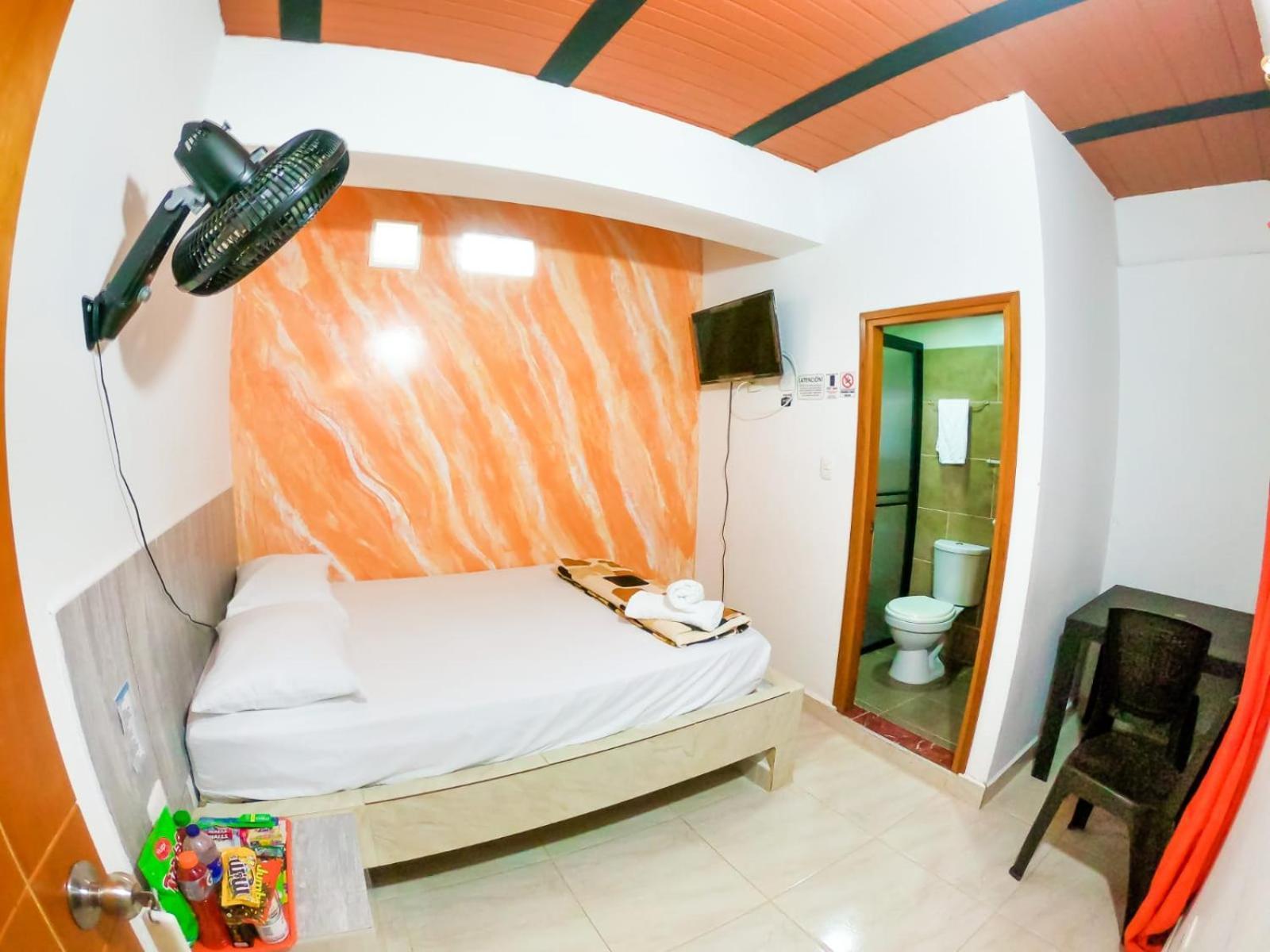 Hotel Jireh - San Carlos Ant エクステリア 写真